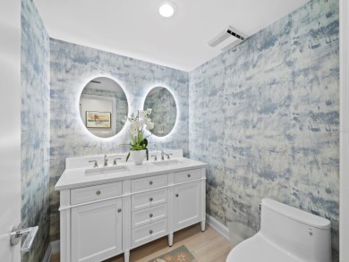 Renovated in 2023 and perfectly positioned on the 3rd floor on Links on Longboat Golf Club in Florida - for sale on GolfHomes.com, golf home, golf lot