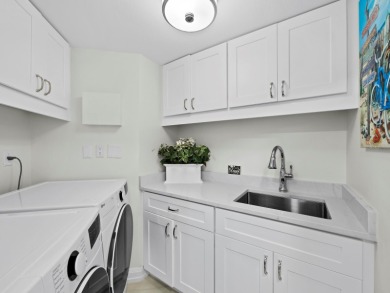 Renovated in 2023 and perfectly positioned on the 3rd floor on Links on Longboat Golf Club in Florida - for sale on GolfHomes.com, golf home, golf lot