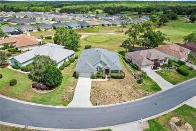 FORE!!! Heads up because this lovely recently updated Laurel on Twisted Oaks Golf Club in Florida - for sale on GolfHomes.com, golf home, golf lot