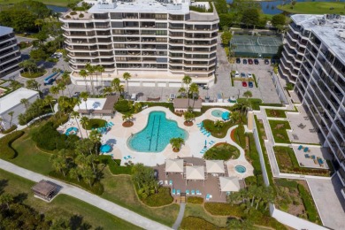 Renovated in 2023 and perfectly positioned on the 3rd floor on Links on Longboat Golf Club in Florida - for sale on GolfHomes.com, golf home, golf lot