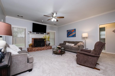 Wonderful one level located in the Country Club of Arkansas on The Country Club of Arkansas in Arkansas - for sale on GolfHomes.com, golf home, golf lot