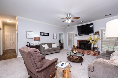 Wonderful one level located in the Country Club of Arkansas on The Country Club of Arkansas in Arkansas - for sale on GolfHomes.com, golf home, golf lot