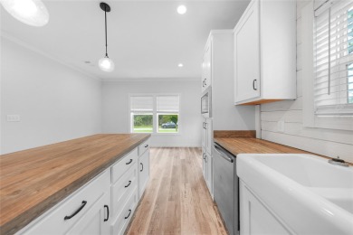 For limited time get 4.99% financing with preferred lender on Bobcat Trail Golf Club in Florida - for sale on GolfHomes.com, golf home, golf lot