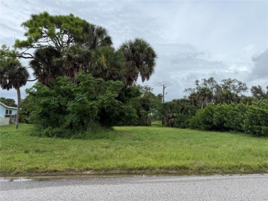 Residential lot in Rotonda West, nestled between Englewood and on Rotonda Golf and Country Club The Hills Course in Florida - for sale on GolfHomes.com, golf home, golf lot