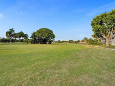 Welcome to your dream condo in the heart of Pompano Beach! This on Palm-Aire Country Club and Resort - Palms in Florida - for sale on GolfHomes.com, golf home, golf lot