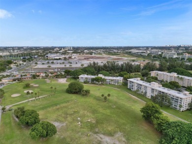 Welcome to your dream condo in the heart of Pompano Beach! This on Palm-Aire Country Club and Resort - Palms in Florida - for sale on GolfHomes.com, golf home, golf lot
