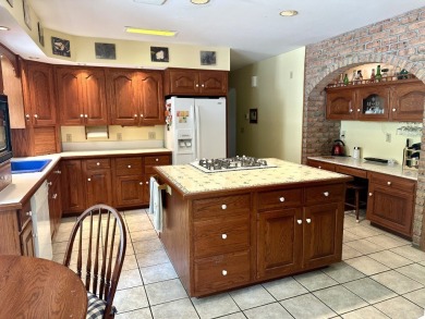 NORTH END COLONIAL IN THE PRESTIGIOUS EDGEWOOD NEIGHBORHOOD on Hailwood Golf Club in Pennsylvania - for sale on GolfHomes.com, golf home, golf lot