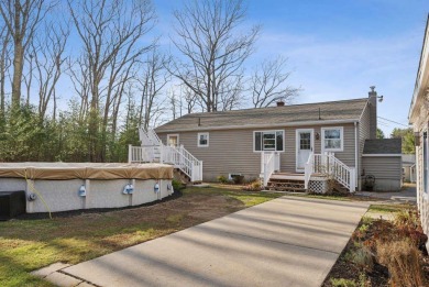 OPEN HOUSE: Sunday 12/22/24 from 12pm-1pmWelcome to 72 New Road on Dutch Elm Golf Course in Maine - for sale on GolfHomes.com, golf home, golf lot