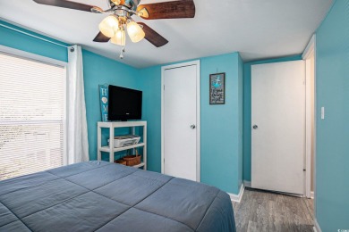 Welcome to this well-maintained 2 bedroom, 2 bathroom home in on Indian Wells Golf Course in South Carolina - for sale on GolfHomes.com, golf home, golf lot