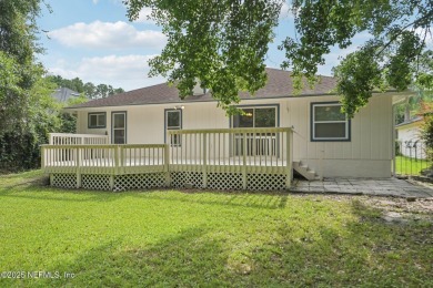 Welcome to this beautifully maintained 3-bedroom, 2-bathroom on Bent Creek Golf Course in Florida - for sale on GolfHomes.com, golf home, golf lot