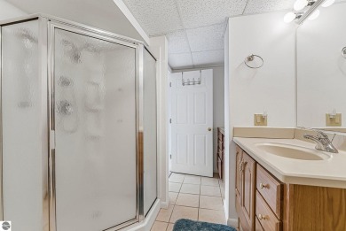 An almost 2000 sq foot condo, consisting of 2 floors and awesome on Crown Golf Course in Michigan - for sale on GolfHomes.com, golf home, golf lot