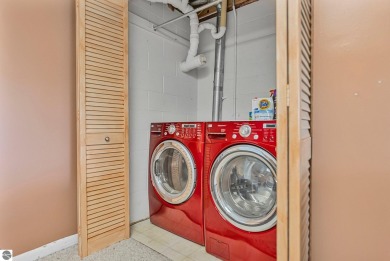 An almost 2000 sq foot condo, consisting of 2 floors and awesome on Crown Golf Course in Michigan - for sale on GolfHomes.com, golf home, golf lot