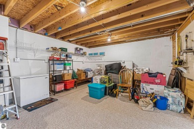 An almost 2000 sq foot condo, consisting of 2 floors and awesome on Crown Golf Course in Michigan - for sale on GolfHomes.com, golf home, golf lot
