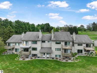 An almost 2000 sq foot condo, consisting of 2 floors and awesome on Crown Golf Course in Michigan - for sale on GolfHomes.com, golf home, golf lot