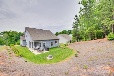Why wait to build? This 3 bed, 3 bath home in Lakeview Pointe on Edgewater Golf Club in South Carolina - for sale on GolfHomes.com, golf home, golf lot