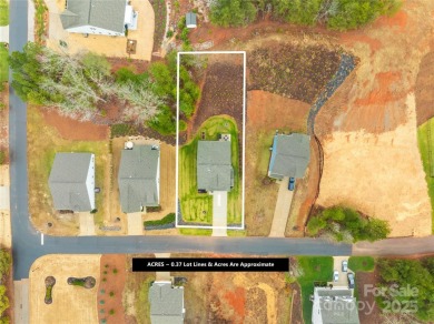 Why wait to build? This 3 bed, 3 bath home in Lakeview Pointe on Edgewater Golf Club in South Carolina - for sale on GolfHomes.com, golf home, golf lot