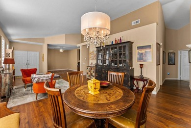 Beautifully maintained SINGLE STORY 2-bedroom, 2.5-bath on California Oaks Golf Course in California - for sale on GolfHomes.com, golf home, golf lot