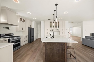 If you're looking for a contemporary, soft spoken luxury on Woodbridge Golf Club in Texas - for sale on GolfHomes.com, golf home, golf lot