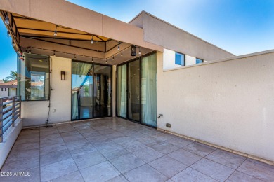 This beautiful 2-bedroom townhome in the exclusive Oasis at on Gainey Ranch Golf Club in Arizona - for sale on GolfHomes.com, golf home, golf lot