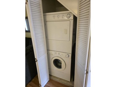 Furnished Condo move in ready. Just across from the cool pool on Mountain Ranch Golf Club in Arkansas - for sale on GolfHomes.com, golf home, golf lot