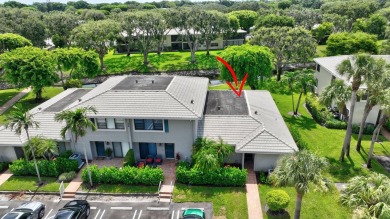 Move-In Ready Villa in Hunters Run!Step into your dream home in on Hunters Run Golf and Country Club in Florida - for sale on GolfHomes.com, golf home, golf lot