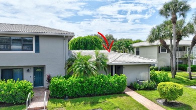 Move-In Ready Villa in Hunters Run!Step into your dream home in on Hunters Run Golf and Country Club in Florida - for sale on GolfHomes.com, golf home, golf lot