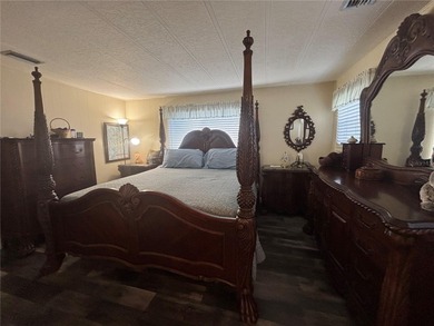 Welcome to a sought-after 55+ golf course community! This on Zellwood Station Country Club in Florida - for sale on GolfHomes.com, golf home, golf lot