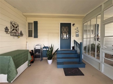 Welcome to a sought-after 55+ golf course community! This on Zellwood Station Country Club in Florida - for sale on GolfHomes.com, golf home, golf lot