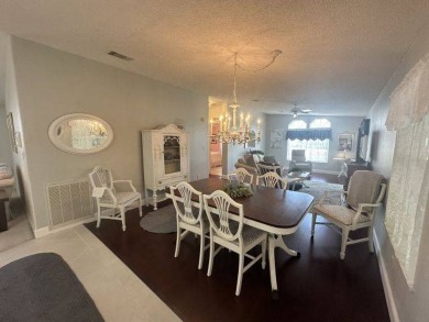 Reduced to $139,900  This spacious 2000 Jacobsen home offers on Four Lakes Golf Club in Florida - for sale on GolfHomes.com, golf home, golf lot