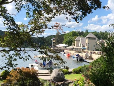 Lake Mohawk Living at Whipporwill Estates - Inside the Gates on Lake Mohawk Golf Club in New Jersey - for sale on GolfHomes.com, golf home, golf lot