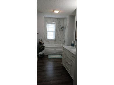 4 BDR  3BA 3150sq ft. with a furniture package including on Kimberling City Golf Club in Missouri - for sale on GolfHomes.com, golf home, golf lot