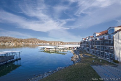 Lake life just got easy... Welcome to your fully furnished 2 bed on The Club At Old Kinderhook in Missouri - for sale on GolfHomes.com, golf home, golf lot