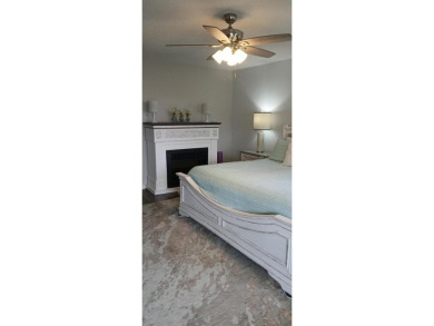 TABLE ROCK LAKE ! 4 large BDR  3BA 2 car 3150 sq ft.  IN on Kimberling City Golf Club in Missouri - for sale on GolfHomes.com, golf home, golf lot