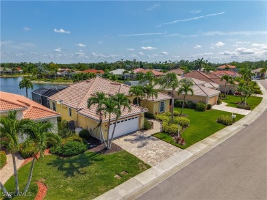 Exceptional Osprey home in HERONS GLEN COUNTRY CLUB showcases on Herons Glen Golf and Country Club in Florida - for sale on GolfHomes.com, golf home, golf lot