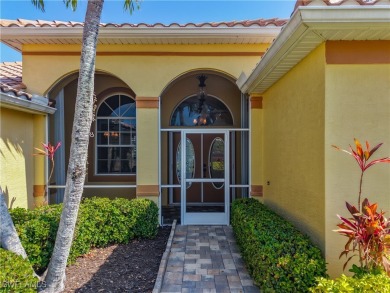 Exceptional Osprey home in HERONS GLEN COUNTRY CLUB showcases on Herons Glen Golf and Country Club in Florida - for sale on GolfHomes.com, golf home, golf lot