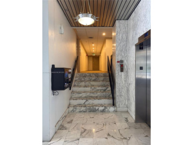 Spacious 2bedrooms and 2 full bathrooms at heart of Aventura,The on Turnberry Isle Resort and Club in Florida - for sale on GolfHomes.com, golf home, golf lot