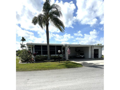 Beautiful Fully Furnished 2-Bedroom Palm Harbor Home - Move-In on Schalamar Creek Golf and Country Club in Florida - for sale on GolfHomes.com, golf home, golf lot