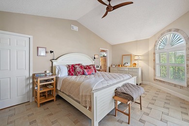 This beautifully renovated townhome in The Estuary at Jupiter on Jupiter Dunes Golf Course in Florida - for sale on GolfHomes.com, golf home, golf lot