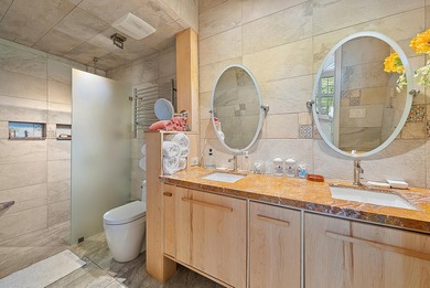 This beautifully renovated townhome in The Estuary at Jupiter on Jupiter Dunes Golf Course in Florida - for sale on GolfHomes.com, golf home, golf lot