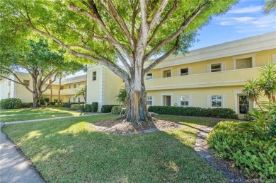 Welcome to this stunning condominium located in the beautiful on Martin County Golf Course in Florida - for sale on GolfHomes.com, golf home, golf lot