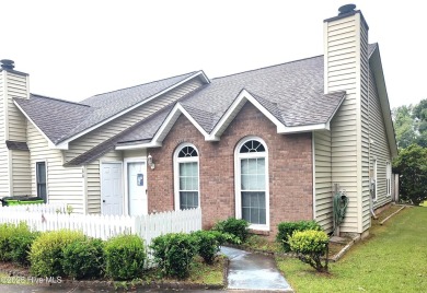 Convenient and Practical!  2 Bedroom townhome with loads of curb on River Bend Golf and Country Club in North Carolina - for sale on GolfHomes.com, golf home, golf lot