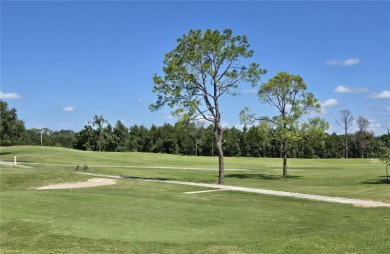 Fully renovated home in Zellwood Station, 2 bedrooms, 2 baths on Zellwood Station Country Club in Florida - for sale on GolfHomes.com, golf home, golf lot