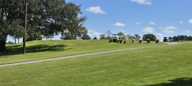 Fully renovated home in Zellwood Station, 2 bedrooms, 2 baths on Zellwood Station Country Club in Florida - for sale on GolfHomes.com, golf home, golf lot