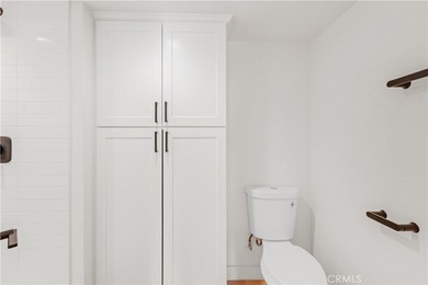 Beautifully remodeled 3-bedroom, 2-bath condo located in the on Indian Palms Country Club and Resort in California - for sale on GolfHomes.com, golf home, golf lot