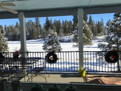 Large, single-level, pond-front home full of natural lighting on Meadowcreek Golf Resort in Idaho - for sale on GolfHomes.com, golf home, golf lot