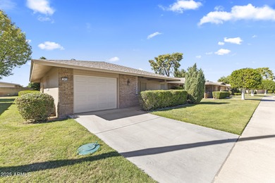 Don't miss seeing this mint condition home! Great Location! on Sun City Country Club in Arizona - for sale on GolfHomes.com, golf home, golf lot