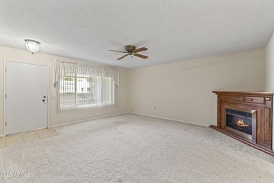 Don't miss seeing this mint condition home! Great Location! on Sun City Country Club in Arizona - for sale on GolfHomes.com, golf home, golf lot