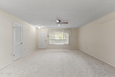 Don't miss seeing this mint condition home! Great Location! on Sun City Country Club in Arizona - for sale on GolfHomes.com, golf home, golf lot