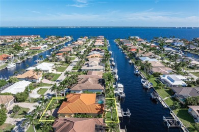 SAILBOAT ACCESS STUNNER IN PUNTA GORDA ISLES - Nestled in the on Saint Andrews South Golf Club in Florida - for sale on GolfHomes.com, golf home, golf lot