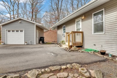 IMMACULATE RANCH WITH BRIGHT, OPEN FLOOR PLAN AND OVERSIZED on Lords Valley Country Club, Inc in Pennsylvania - for sale on GolfHomes.com, golf home, golf lot